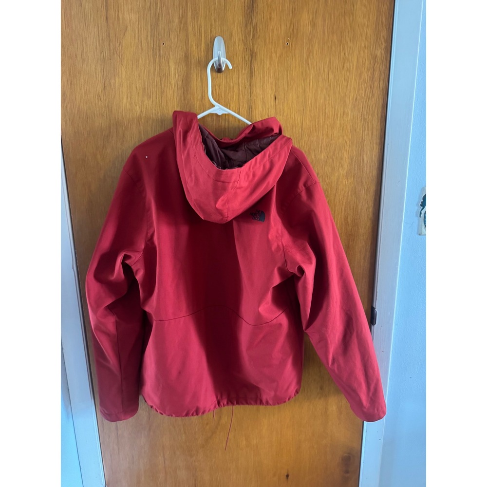 The North Face Mens Red Hooded Softshell Insulated Jacket Size Medium M - Picture 8 of 10